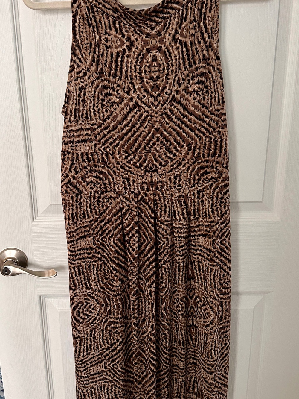 Axcess Black and Brown Sleeveless V-Neck Patterned Maxi Dress - Picture 2 of 3